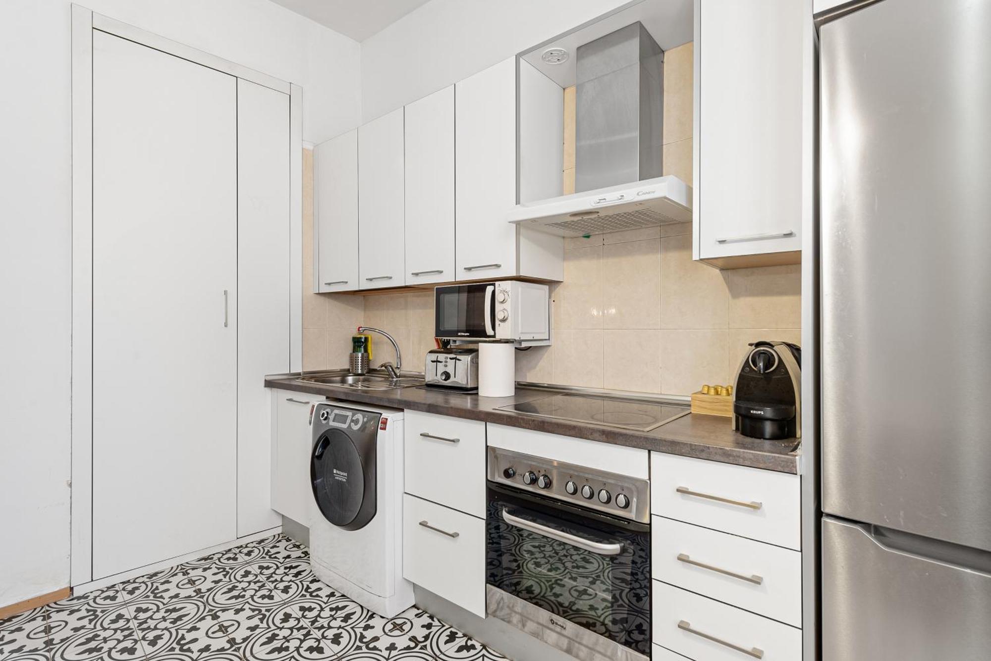 Urbanchicmalaga 2Bedroom Oasis In Historic Malaga Centre Exteriör bild